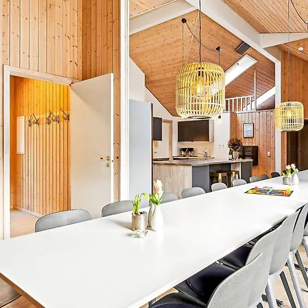 24 Person Holiday In Bl Vand Blåvand