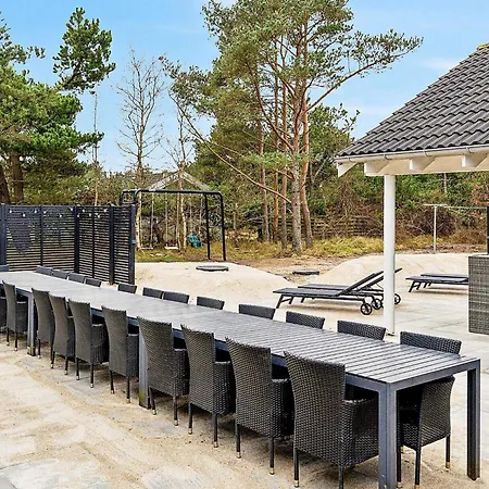 24 Person Holiday In Bl Vand *